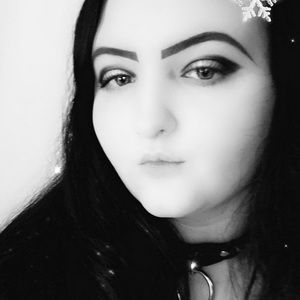 Meet your Posher, Zada